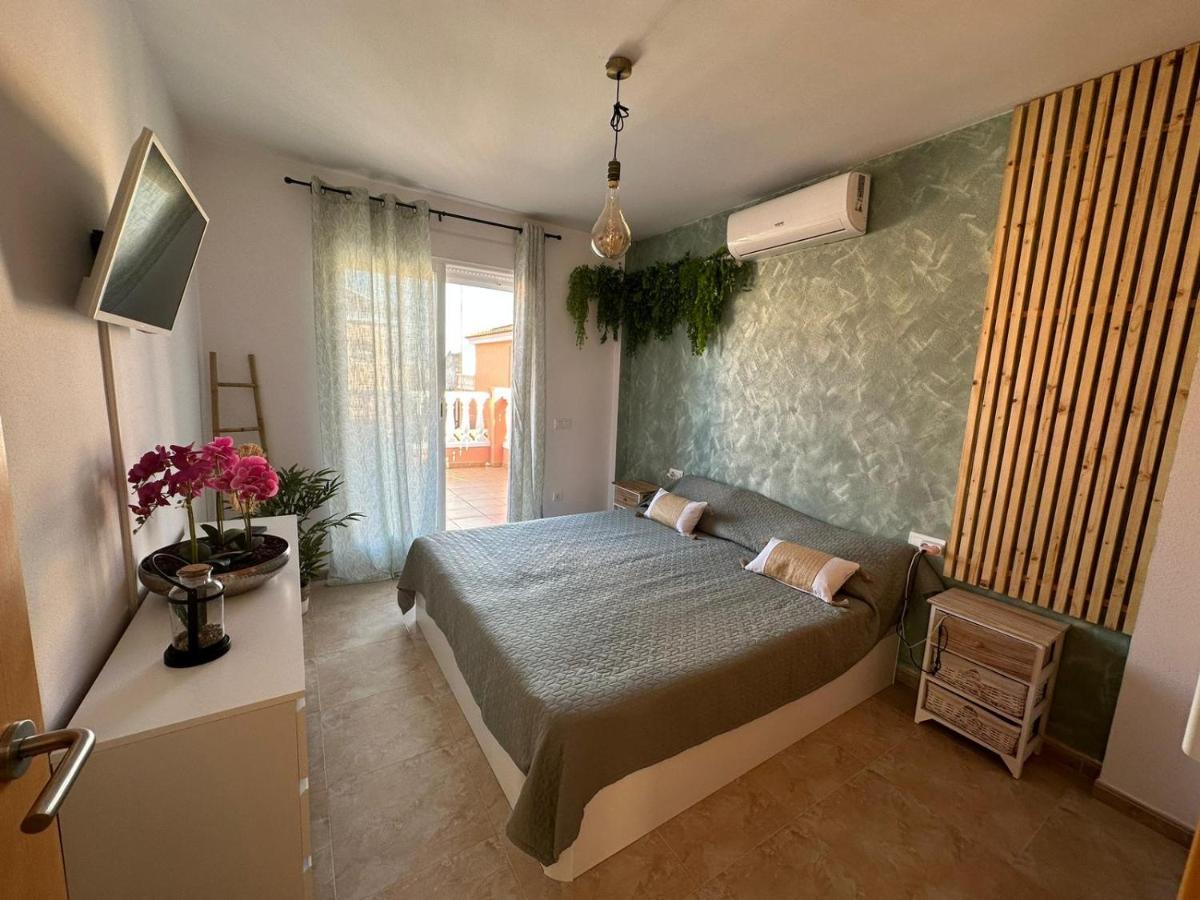 La Casa Latina Villa บินารอส ภายนอก รูปภาพ