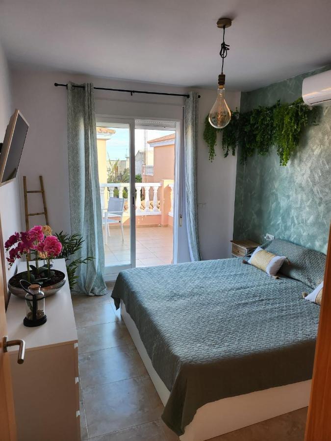 La Casa Latina Villa บินารอส ภายนอก รูปภาพ