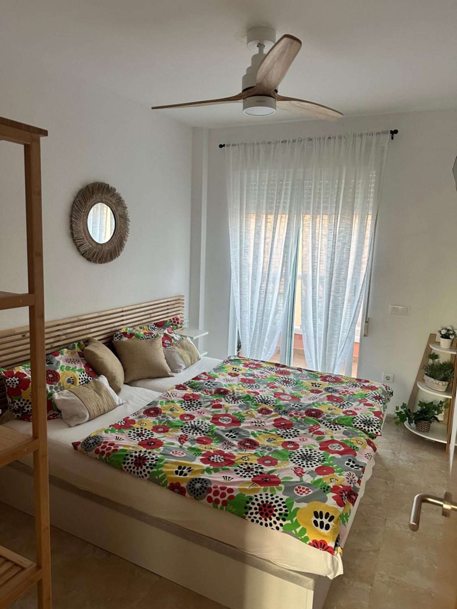 La Casa Latina Villa บินารอส ภายนอก รูปภาพ
