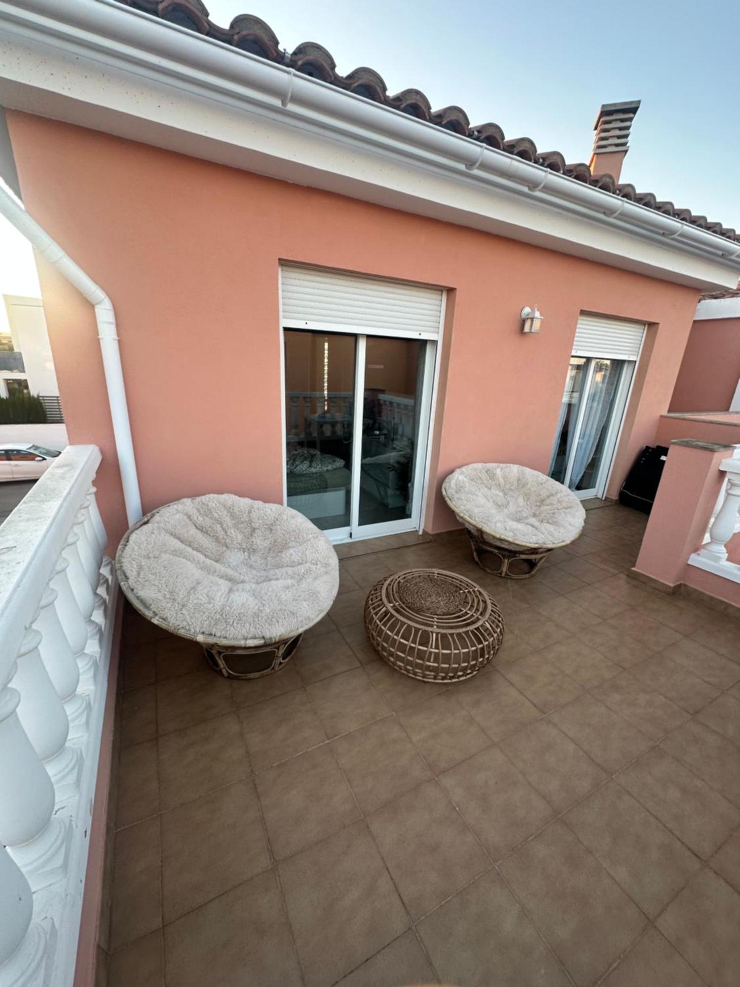 La Casa Latina Villa บินารอส ภายนอก รูปภาพ
